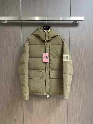 グッチ ダウンジャケット コピー  GUCCI x The North Face 暖かい 防風 防寒