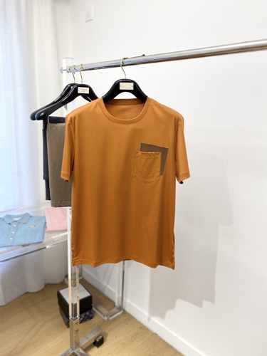 24SS レザーポケット付き 半袖Tシャツ エルメス Tシャツ コピー オレンジ