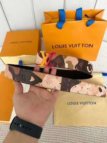 LV イニシャル 40MM リバーシブル ルイ・ヴィトン ベルト 偽物 おしゃれ