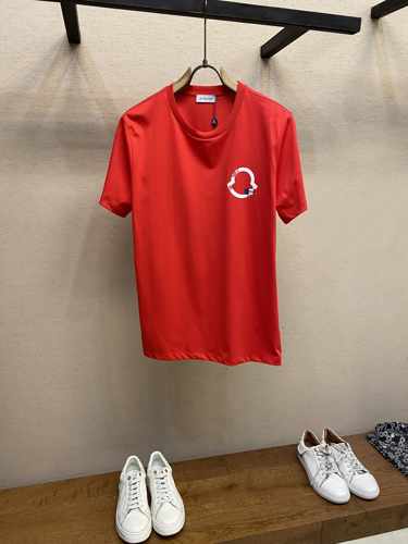 シンプル クルーネック 半袖Tシャツ モンクレール Tシャツ スーパーコピー レッド