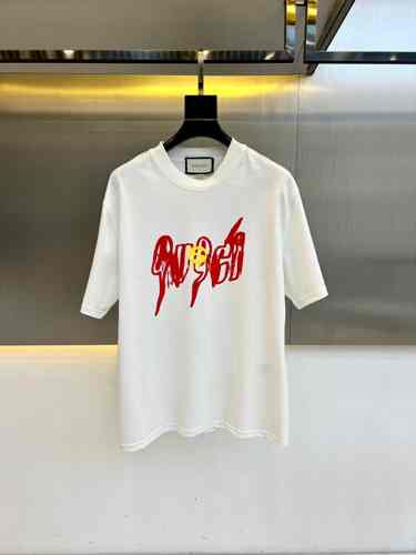 カジュアル クルーネック 半袖Tシャツ グッチ Tシャツ 偽物 合わせやすい ホワイト