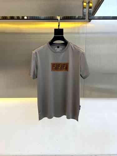 ベーシック ロゴ コットン 半袖Tシャツ フェンディ Tシャツ 偽物 グレー