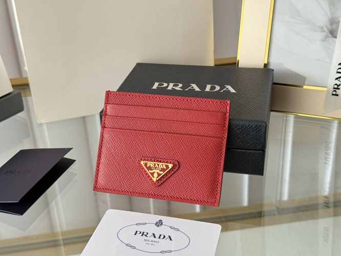 人気 シンプル トライアングルロゴ カードケース プラダ 財布 コピー レッド