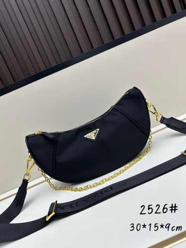 プラダ ドゥミ・リュンヌ Re-Nylon ショルダーバッグ コピー ブラック
