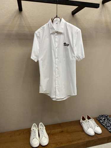 バーバリー シャツ 偽物 シンプル 上品 ショートスリーブシャツ ホワイト