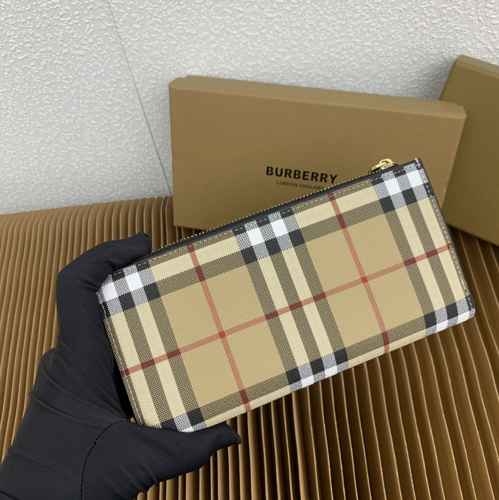 ラージ チェック バイフォールドウォレット バーバリー 財布 コピー ブラック