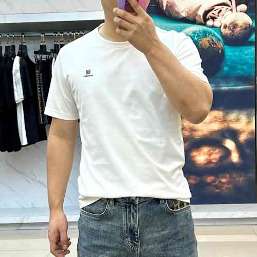 シンプル ロゴ クルーネック 半袖Tシャツ ジバンシィ Tシャツ 偽物 ホワイト