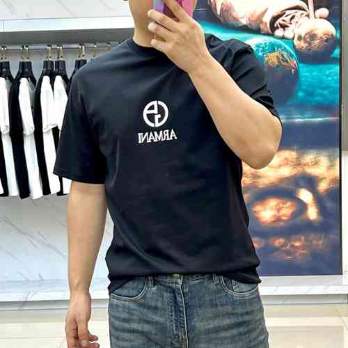 おしゃれ ロゴ クルーネック 半袖Tシャツ アルマーニ Tシャツ 偽物 ブラック
