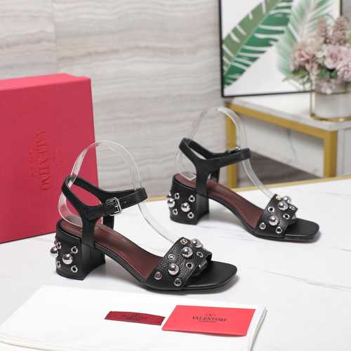【美品】◾️クリスチャンディオール◾️サンダル◾️3連ビジュー◾️本革◾️シルバー JIMMY CHOO(ジミーチュウ) サンダル 36 1/2 レディース