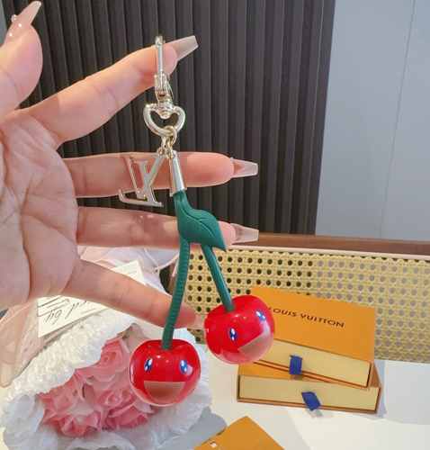 ルイヴィトン ☆縁起が良き♪ 亀 キーホルダー バックチャーム