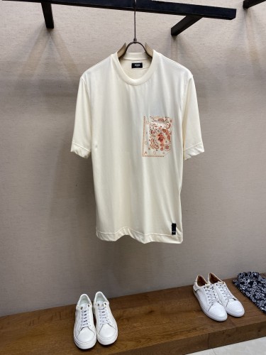 お洒落 定番 クルーネック 半袖Tシャツ フェンディ Tシャツ 偽物 コットン ベージュ