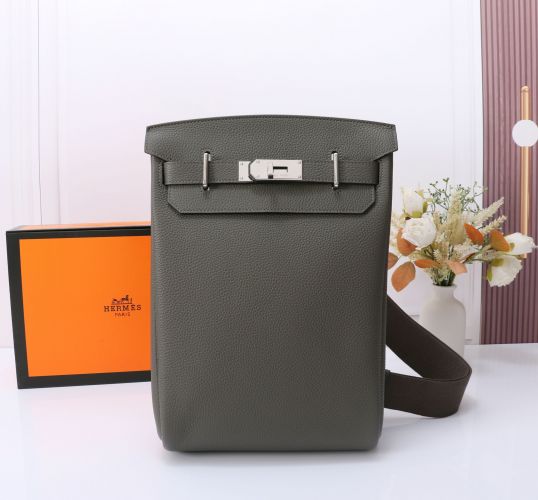 HERMES 大人気 ユニセックス エルメス アッカド ショルダーバッグ スーパーコピー