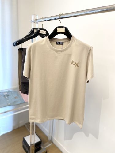 シンプル 洗練された ロゴ 半袖Tシャツ アルマーニ Tシャツ 偽物 ベージュ