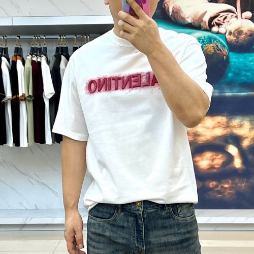 シンプル ロゴ入り クルーネック ヴァレンティノ Tシャツ 偽物 ホワイト