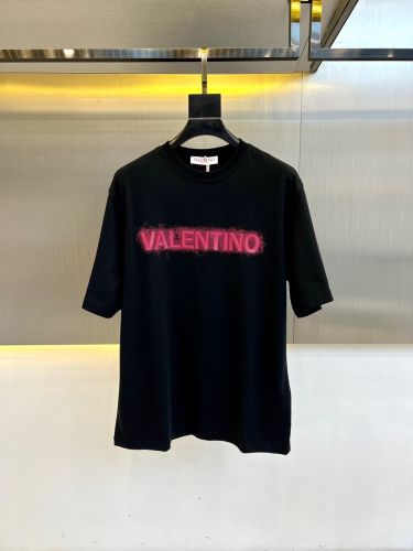 シンプル ロゴ入り クルーネック ヴァレンティノ Tシャツ 偽物 ブラック