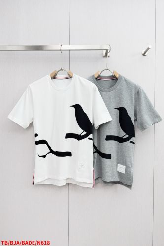 カジュアル プリント コットン 半袖Tシャツ トムブラウン Tシャツ 偽物