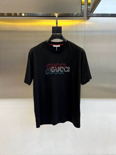 お洒落 ロゴ入り 半袖Tシャツ グッチ Tシャツ 偽物 クルーネック ブラック