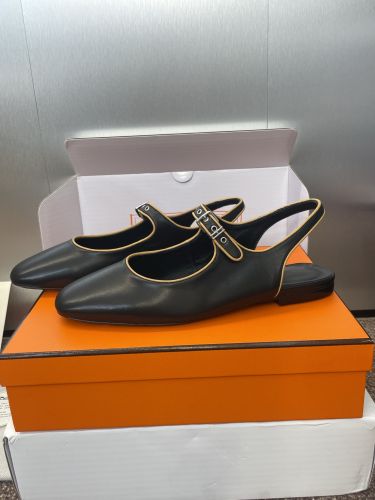 洗練された 上品 エルメス クレオ スリングバック パンプス スーパーコピー ブラック