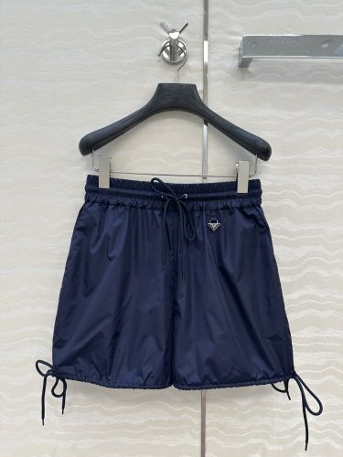 プラダ パンツ コピー レディース 軽量 カジュアル ナイロン ショートパンツ 