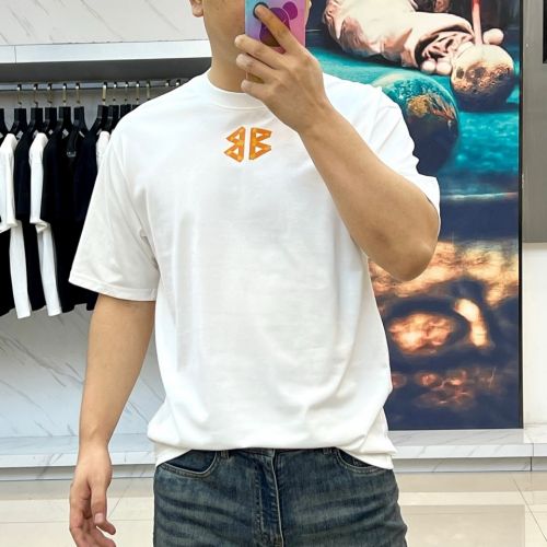 バレンシアガ Tシャツ 偽物 ロゴプリント クルーネック 半袖T