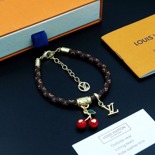 LOUIS VUITTON　ペアブレスレット LOUIS VUITTON ルイヴィトン ブレスレット エセンシャル V