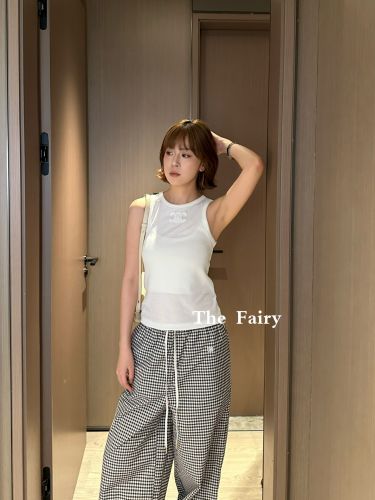 シンプル トリオンフ リブ編み タンクトップ セリーヌ ニット コピー ホワイト