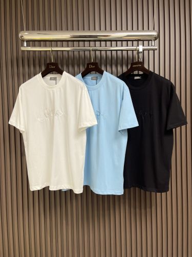 シンプル ロゴ入り クルーネック 半袖Tシャツ クリスチャン・ディオール Tシャツ 偽物