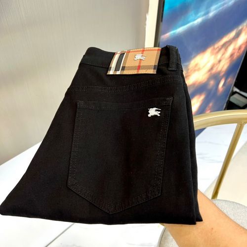 シンプル 合わせやすい メンズ デニムパンツ バーバリー ジーンズ 偽物