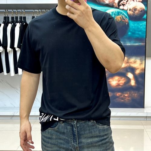 シンプル ロゴプリント 半袖Tシャツ セリーヌ Tシャツ 偽物 クルーネック ブラック