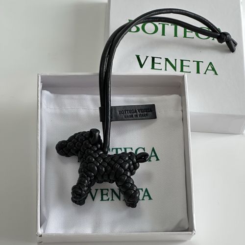 ボッテガヴェネタ Bottega Veneta ドッグチャーム ブラック