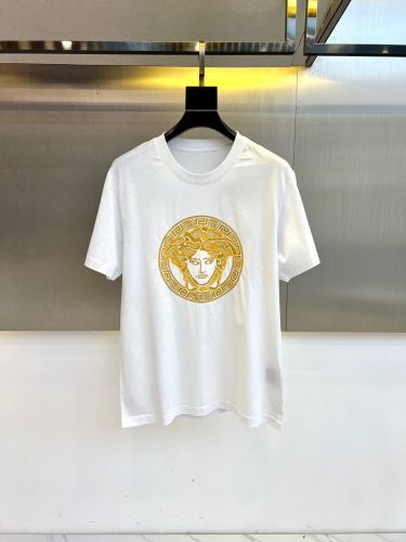目を引く 刺繍入り 半袖Tシャツ ヴェルサーチェ Tシャツ 偽物 コットン ホワイト