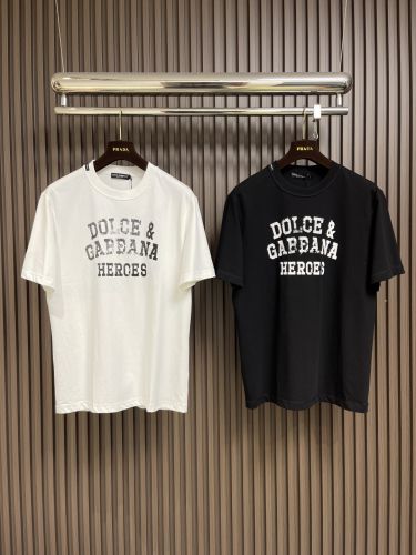 カジュアル ロゴ入り クルーネック 半袖Tシャツ ドルチェ&ガッバーナ Tシャツ 偽物