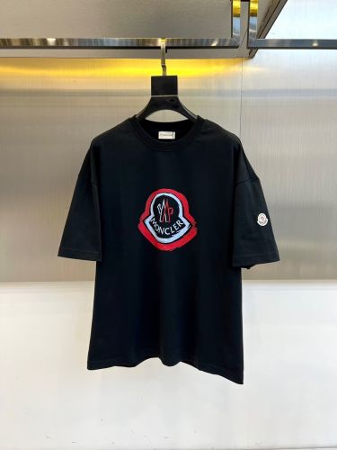 定番 ロゴ入り クルーネック 半袖Tシャツ モンクレール Tシャツ 偽物 ブラック
