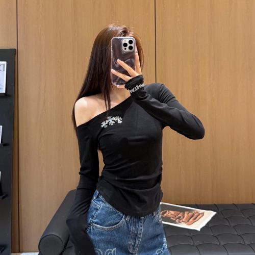 アシンメトリーショルダー トップス クロムハーツ Tシャツ 偽物