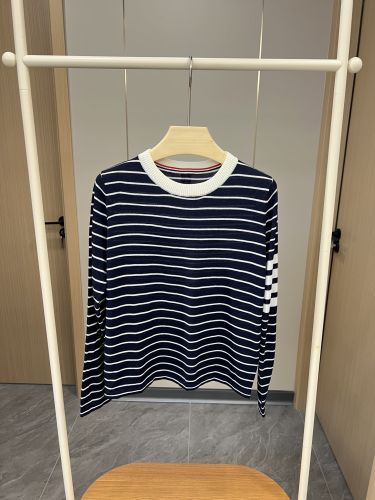 カジュアル 合わせやすい ボーダーニット トムブラウン Tシャツ 偽物 ネイビー