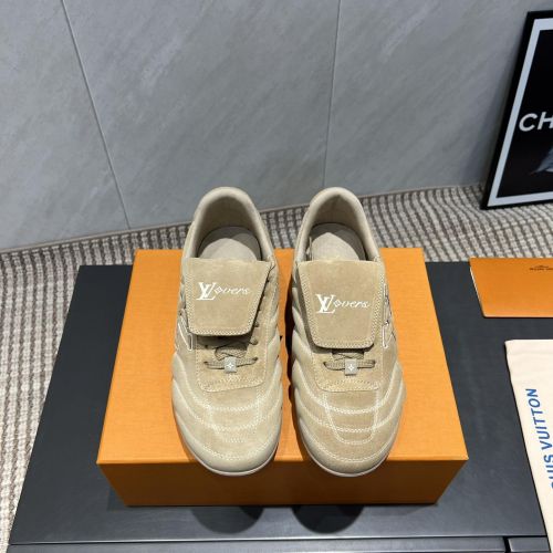 お洒落 LV フットプリント サッカー ルイヴィトン スニーカー スーパーコピー カーキ