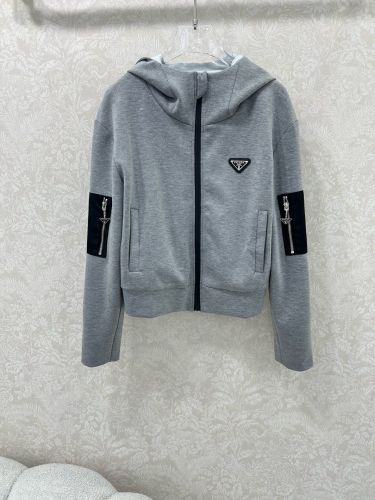 カジュアル フード付き クロップドパーカー プラダ パーカー 偽物 グレー