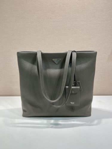 シンプル レザー トートバッグ プラダ バッグ スーパーコピー 2VG130 グリーン