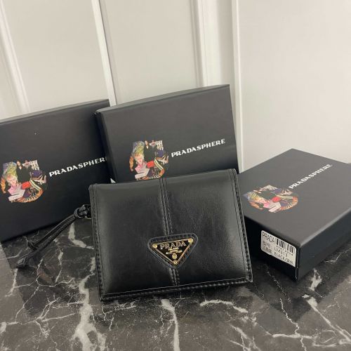 シンプル 上品 コンパクトウォレット プラダ 財布 コピー 二つ折り財布 ブラック