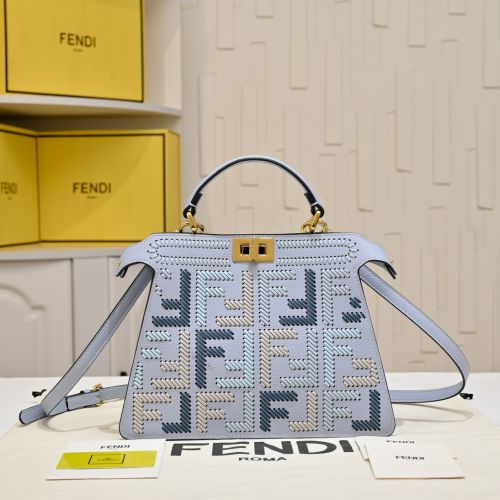 フェンディ ピーカブー ISeeU スモール レザー バッグ コピー FF インターレース ブルー