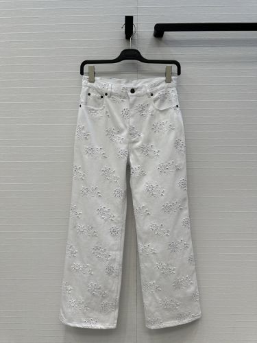 デニム製刺繍入りクロップドジーンズ クロエ ジーンズ コピー デニムパンツ