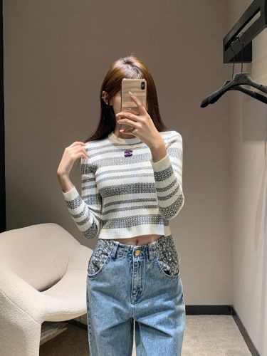お洒落 上品 ストライプ クロップドニット シャネル セーター コピー ホワイト