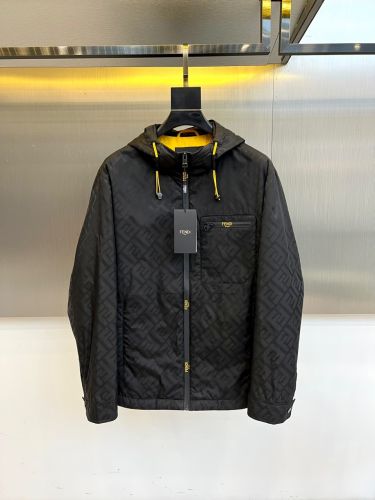 FFロゴ総柄 フード付きジャケット フェンディ ジャケット 偽物