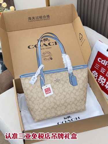 シグネチャー柄 コーチ バッグ スーパーコピー 定番 人気 トートバッグ