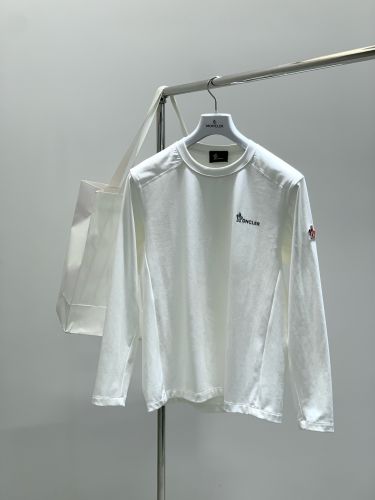 カジュアル 上品 クルーネック 長袖Tシャツ モンクレール Tシャツ 偽物 ホワイト