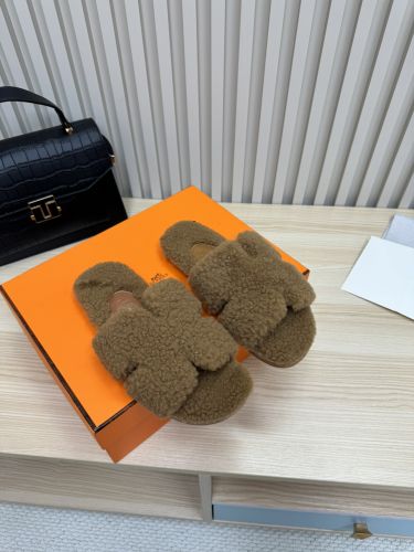 エルメス スーパーコピー 履き心地抜群 もこもこ オラン サンダル メンズシューズ