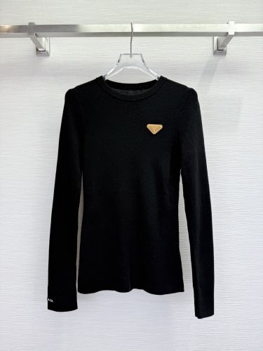 シンプル ロゴ ニットプルオーバー プラダ ニット 偽物 合わせやすい ブラック