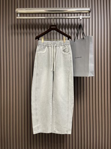 カジュアル バレンシアガ パンツ 偽物 合わせやすい デニムパンツ