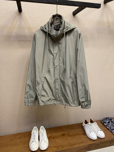 フード収納可 バックロゴ ブルゾン バレンシアガ ジャケット 偽物 アウター
