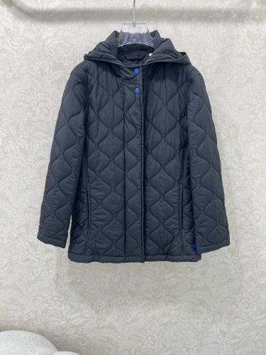 フード付き キルティングジャケット バーバリー ジャケット 偽物 ブラック
